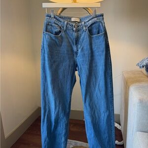 Abercrombie & Fitch Curve Love LONG 90’s high rise relaxed jean